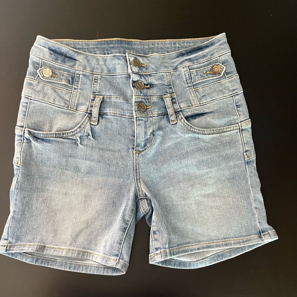 NWOT Lui Jo Milano Rampy High Waisted Denim Short Sz 28
